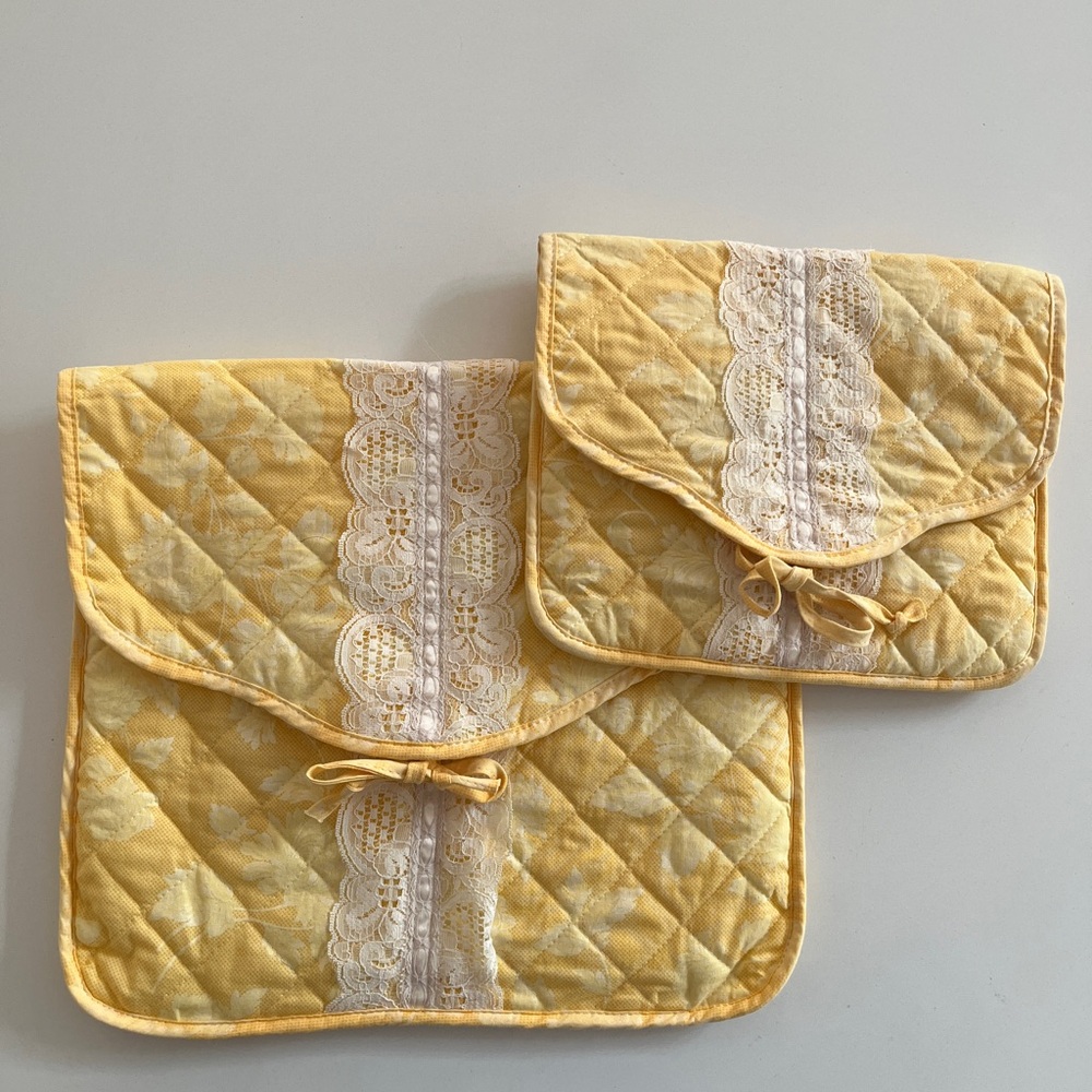 MAGGI B Set of 2 Quilted Lingerie Bags Envelope Style Lace Trim Tie Closure